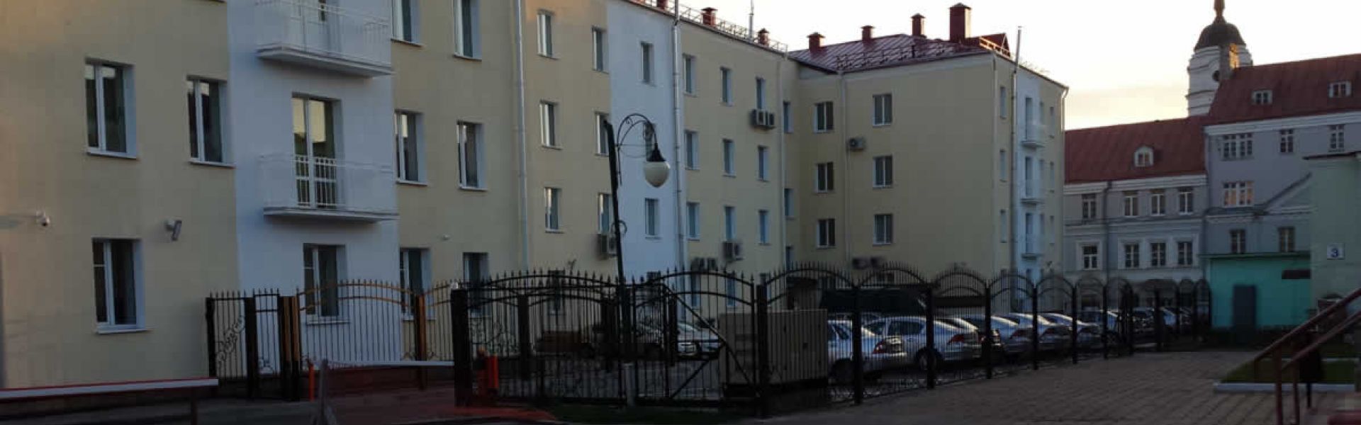 Кованые ограждения территорий
